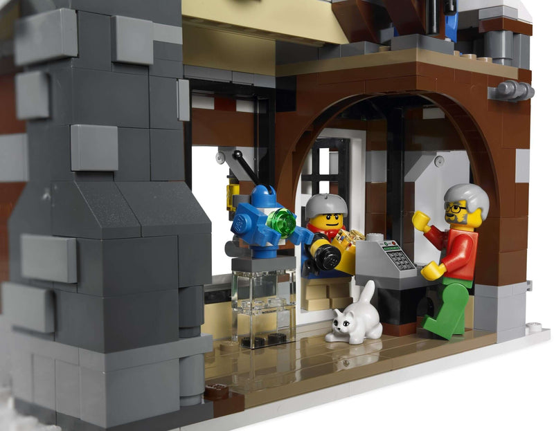 LEGO Creator 10199 Winter Village Toy Shop