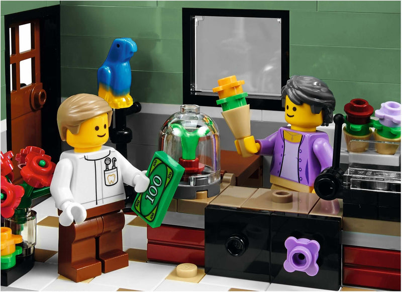 LEGO Creator 10255 Assembly Square