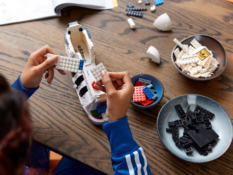 LEGO Creator 10282 Adidas Originals Superstar
