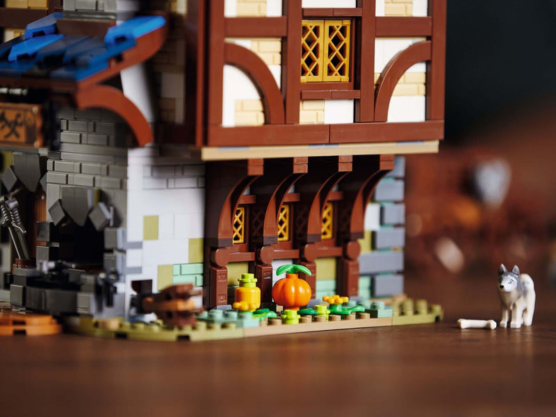LEGO Ideas 21325 Medieval Blacksmith