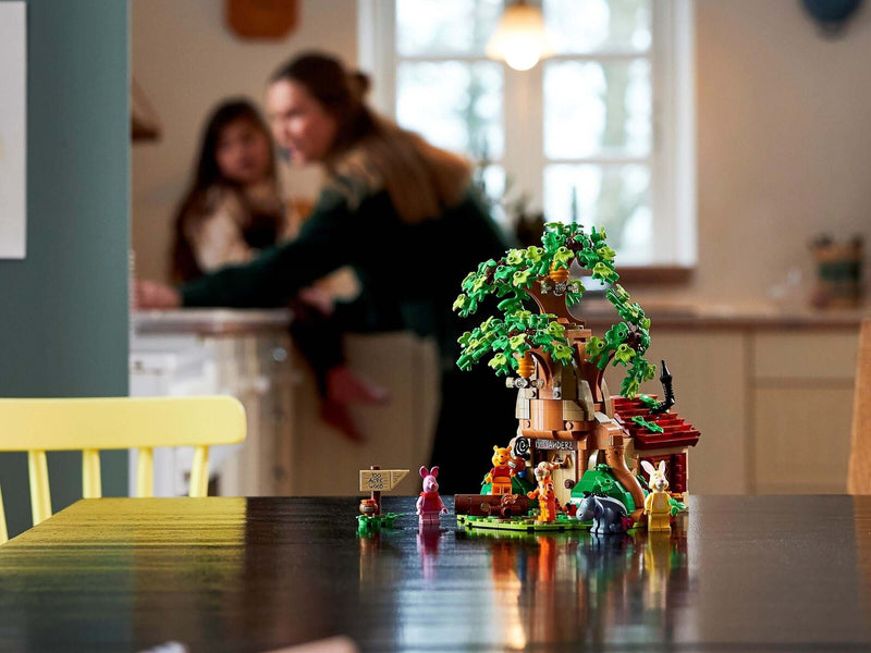 LEGO Ideas 21326 Winnie the Pooh display