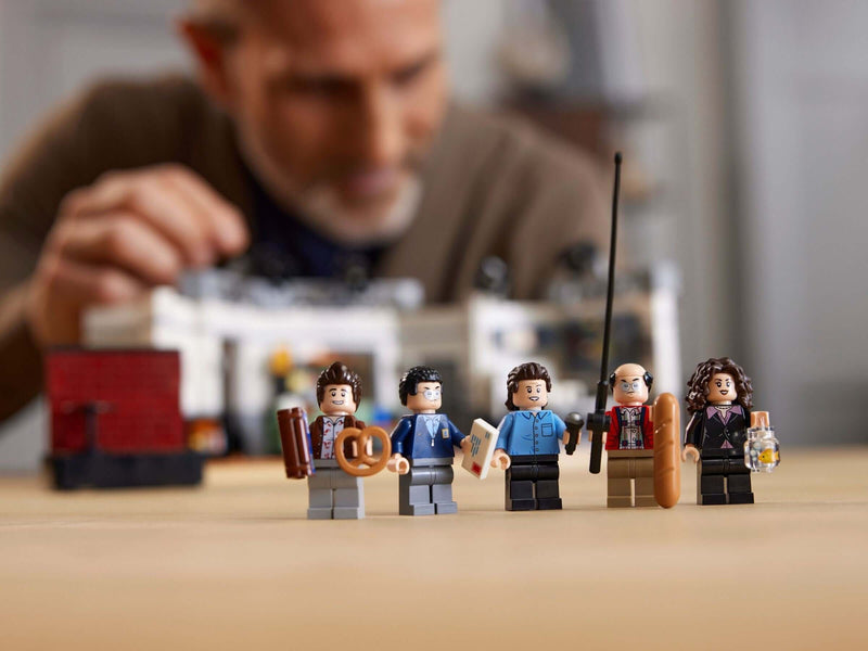 LEGO Ideas 21328 Seinfeld minifigures