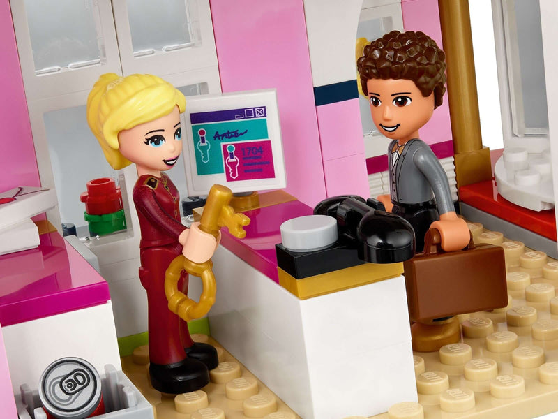 LEGO Friends 41684 Heartlake City Grand Hotel