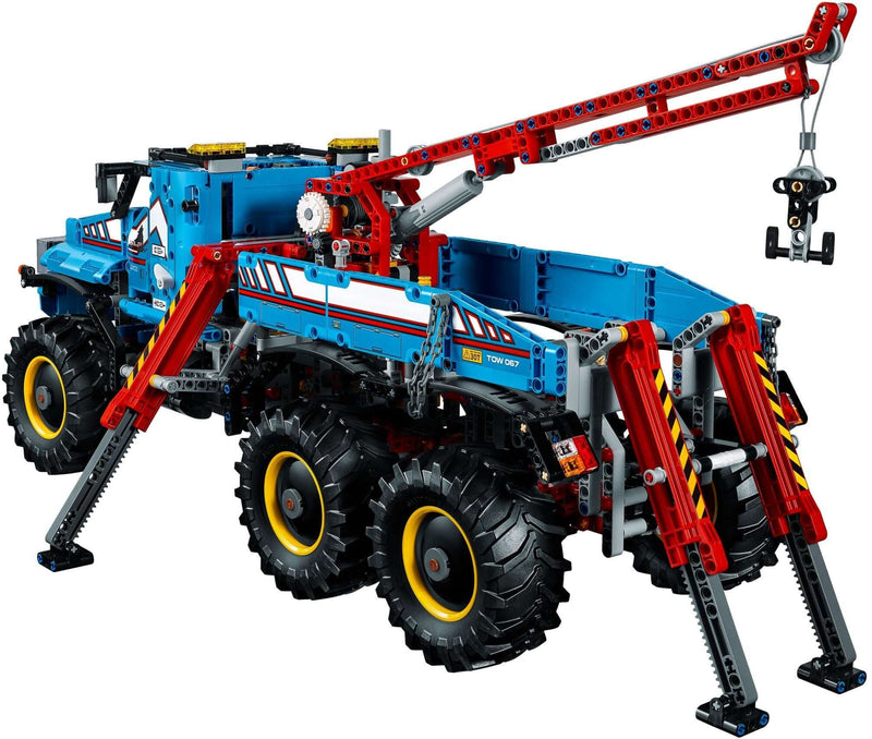LEGO Technic 42070 6x6 All Terrain Tow Truck