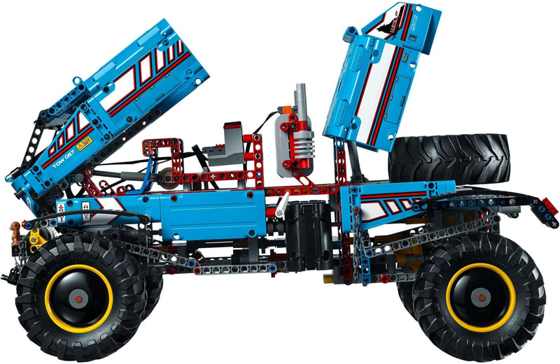 LEGO Technic 42070 6x6 All Terrain Tow Truck