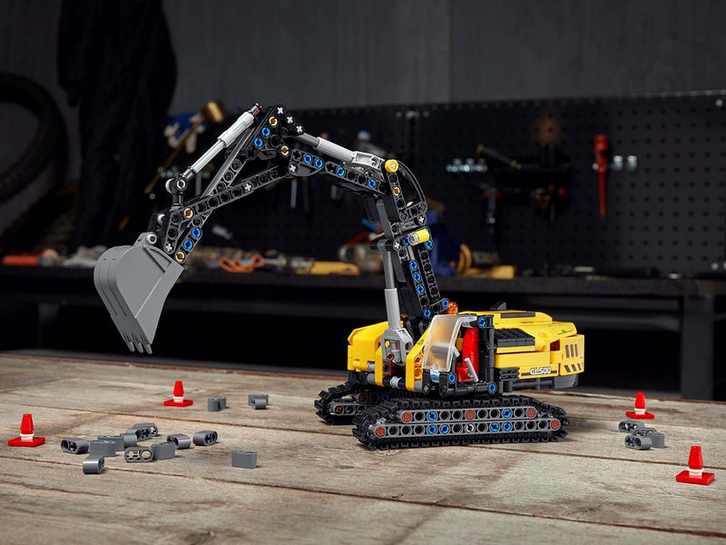 LEGO Technic 42121 Heavy-Duty Excavator