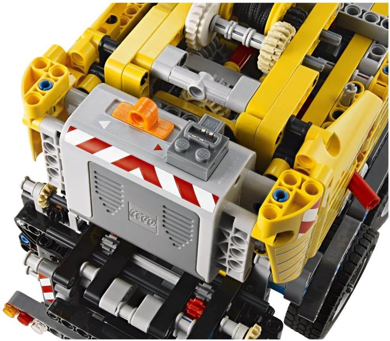 LEGO Technic 42009 Mobile Crane MK II