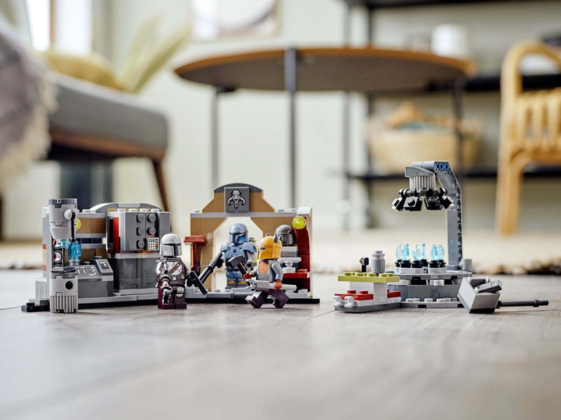 LEGO Star Wars 75319 The Armourer&