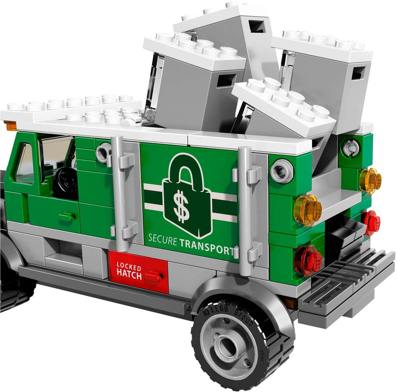 LEGO Marvel Super Heroes 76015 Doc Ock Truck Heist