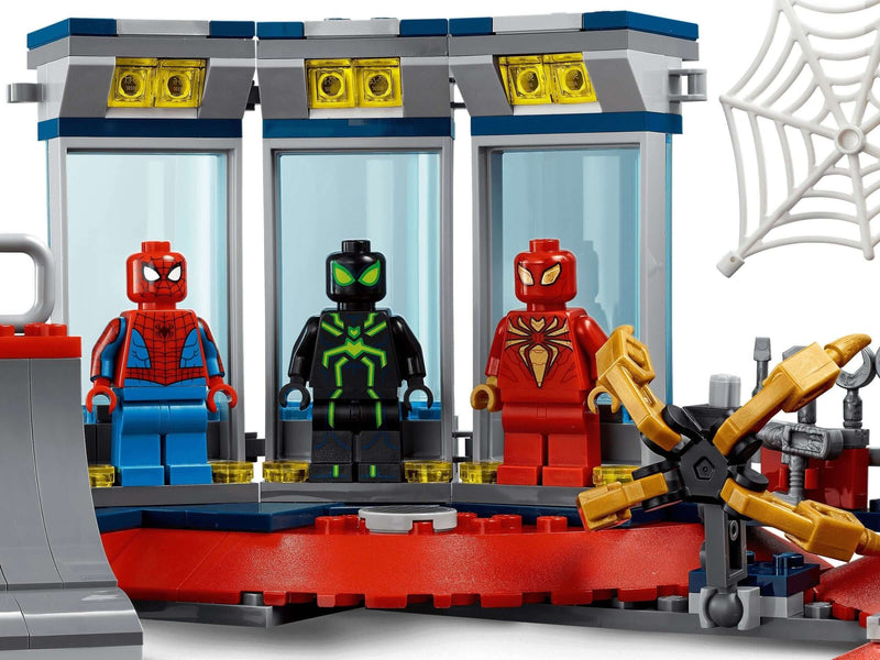 LEGO Marvel 76175 Attack on the Spider Lair