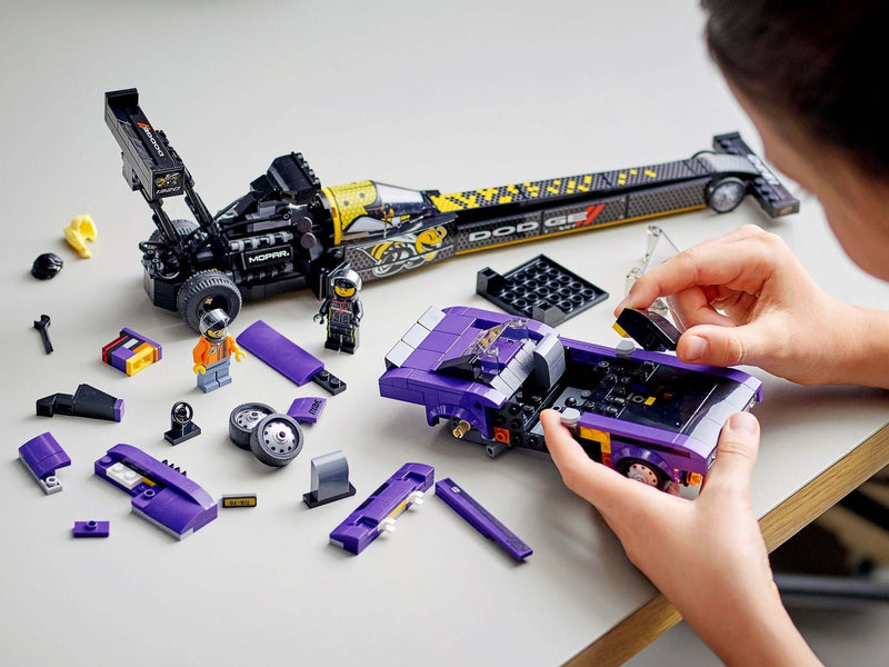 LEGO Speed Champions 76904 Mopar Dodge//SRT Top Fuel Dragster and 1970 Dodge Challenger T/A