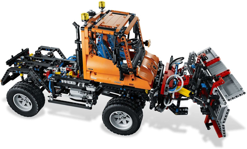 LEGO Technic 8110 Mercedes-Benz Unimog U 400