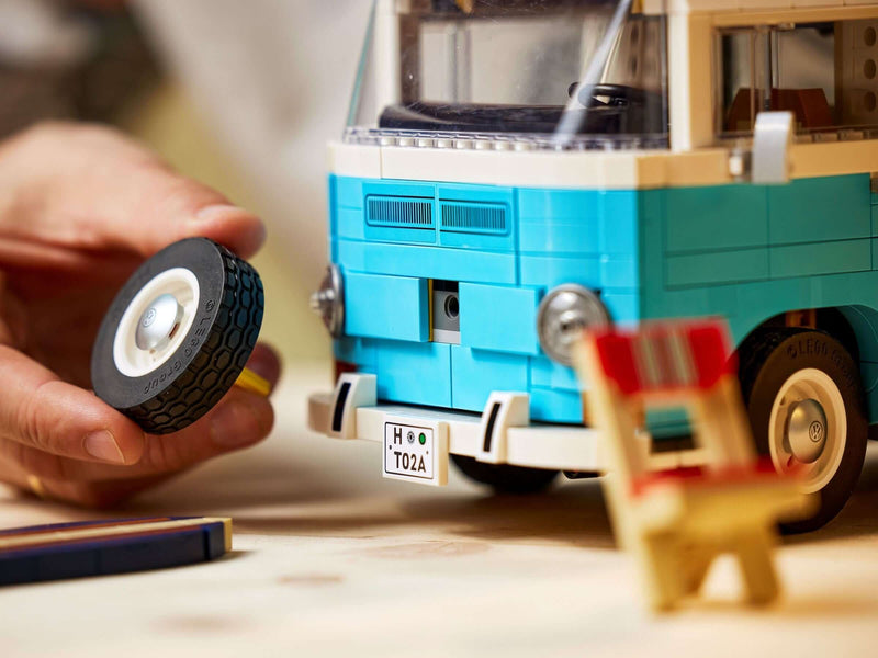 LEGO Creator 10279 Volkswagen T2 Camper Van