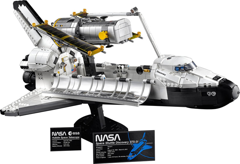 LEGO ICONS 10283 NASA Space Shuttle Discovery