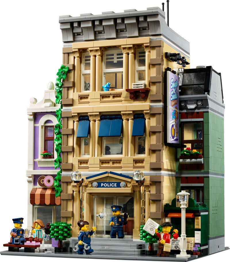 LEGO ICONS 10278 Police Station