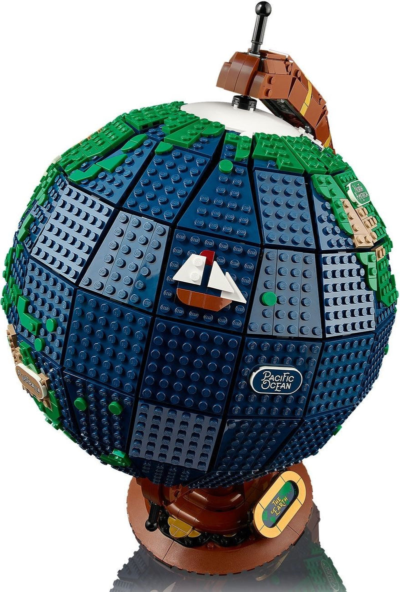 LEGO Ideas 21332 The Globe