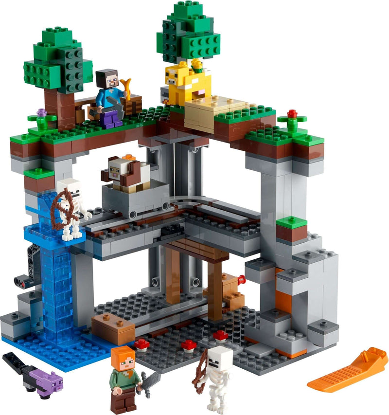 LEGO Minecraft 21169 The First Adventure