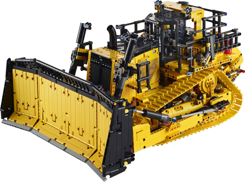 LEGO Technic 42131 Cat D11 Bulldozer