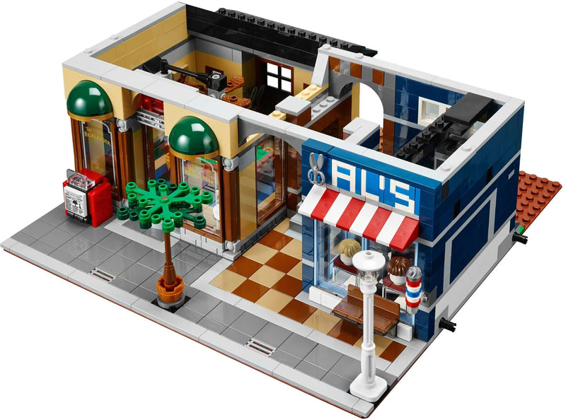 LEGO Creator 10246 Detective’s Office