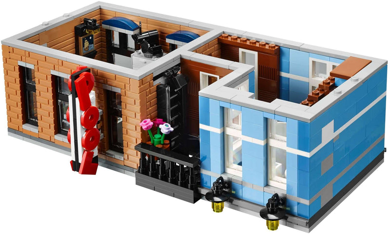 LEGO Creator 10246 Detective’s Office