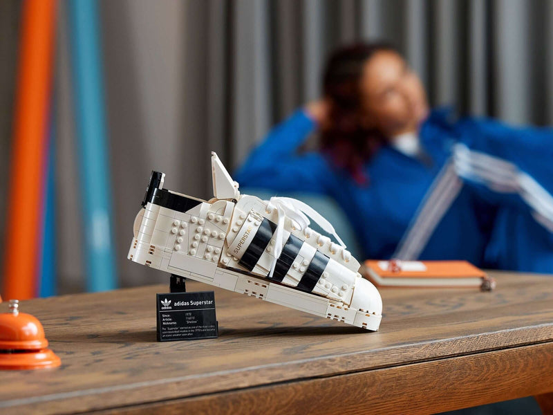 LEGO Creator 10282 Adidas Originals Superstar