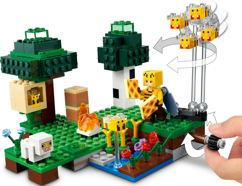 LEGO Minecraft 21165 The Bee Farm