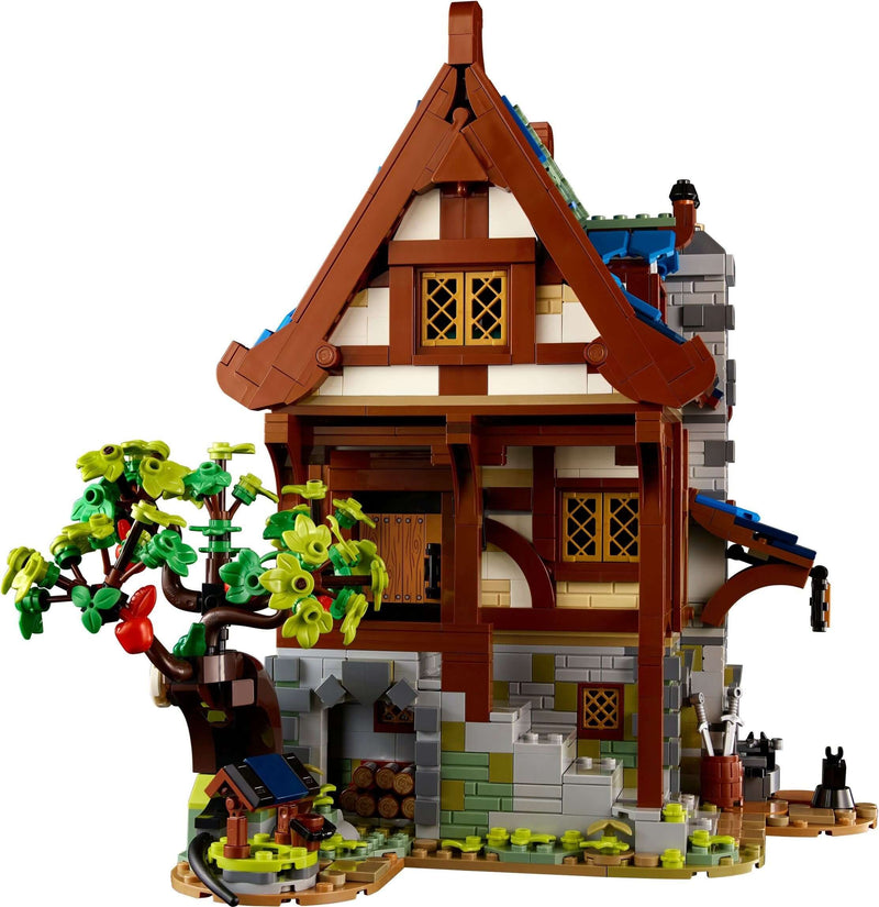 LEGO Ideas 21325 Medieval Blacksmith