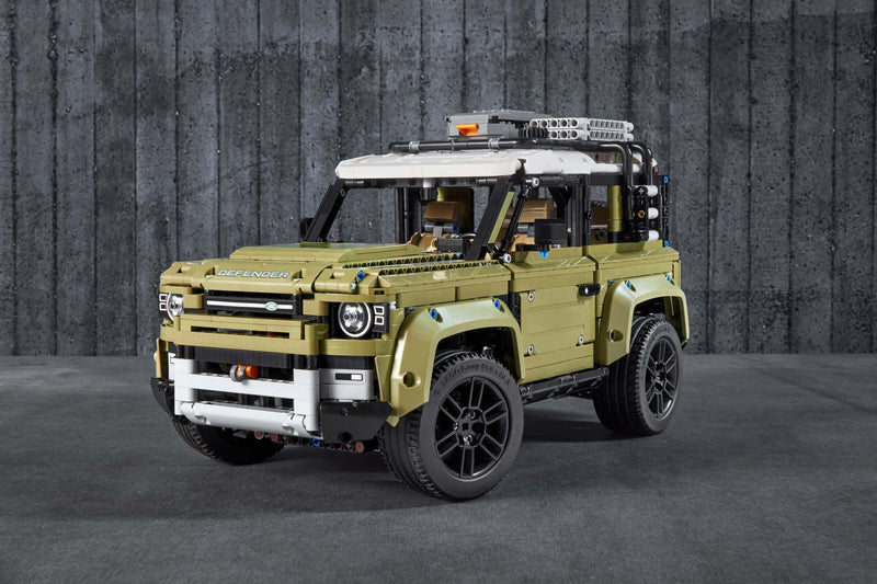 LEGO Technic 42110 Land Rover Defender