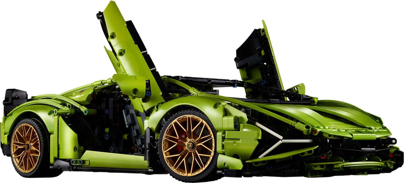 LEGO Technic 42115 Lamborghini Sián FKP 37 doors open