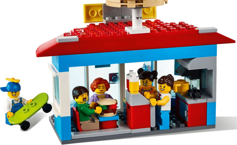 LEGO City 60271 Main Square