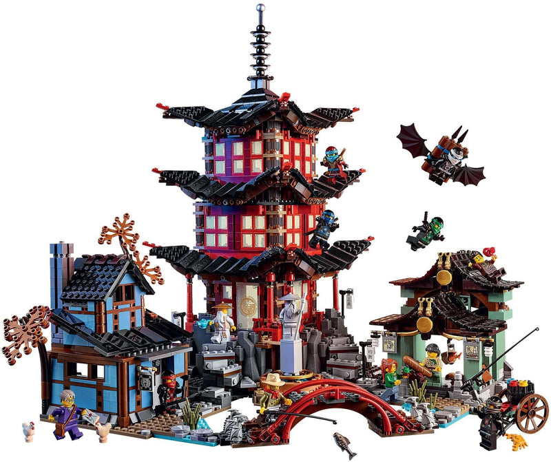 LEGO Ninjago 70751 Temple of Airjitzu action