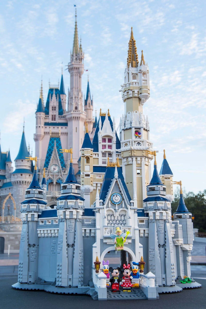 Lego disney magic kingdom castle sale