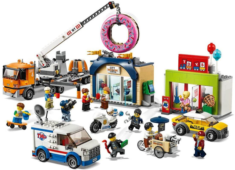 LEGO City 60233 Donut Shop Opening and minifigures