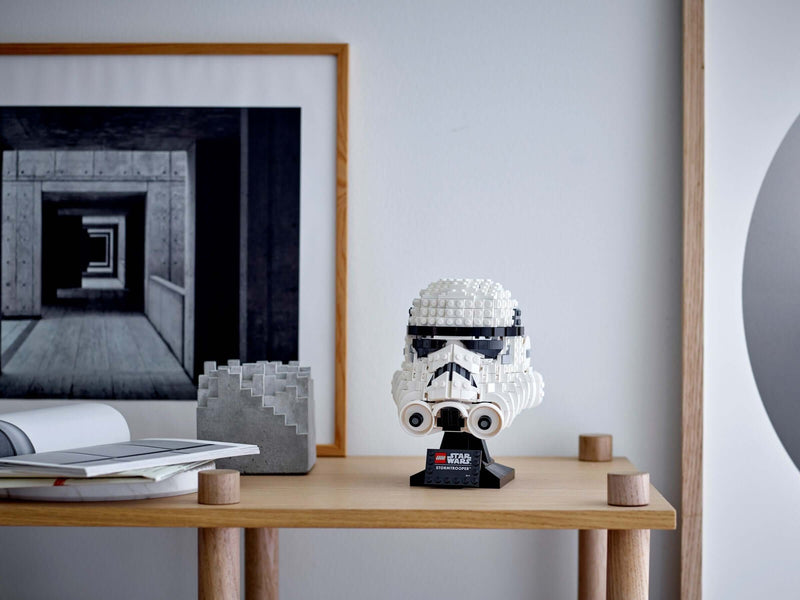 LEGO Star Wars 75276 Stormtrooper Helmet display