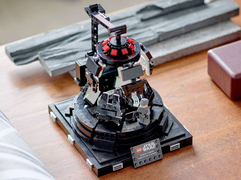 LEGO Star Wars 75296 Darth Vader Meditation Chamber display