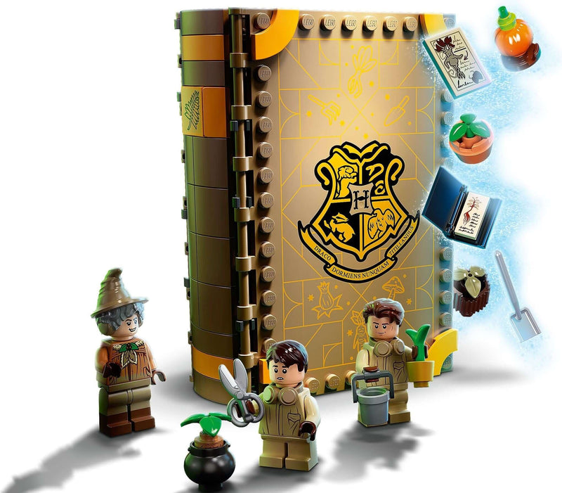 LEGO Harry Potter 76384 Hogwarts Moment: Herbology Class set
