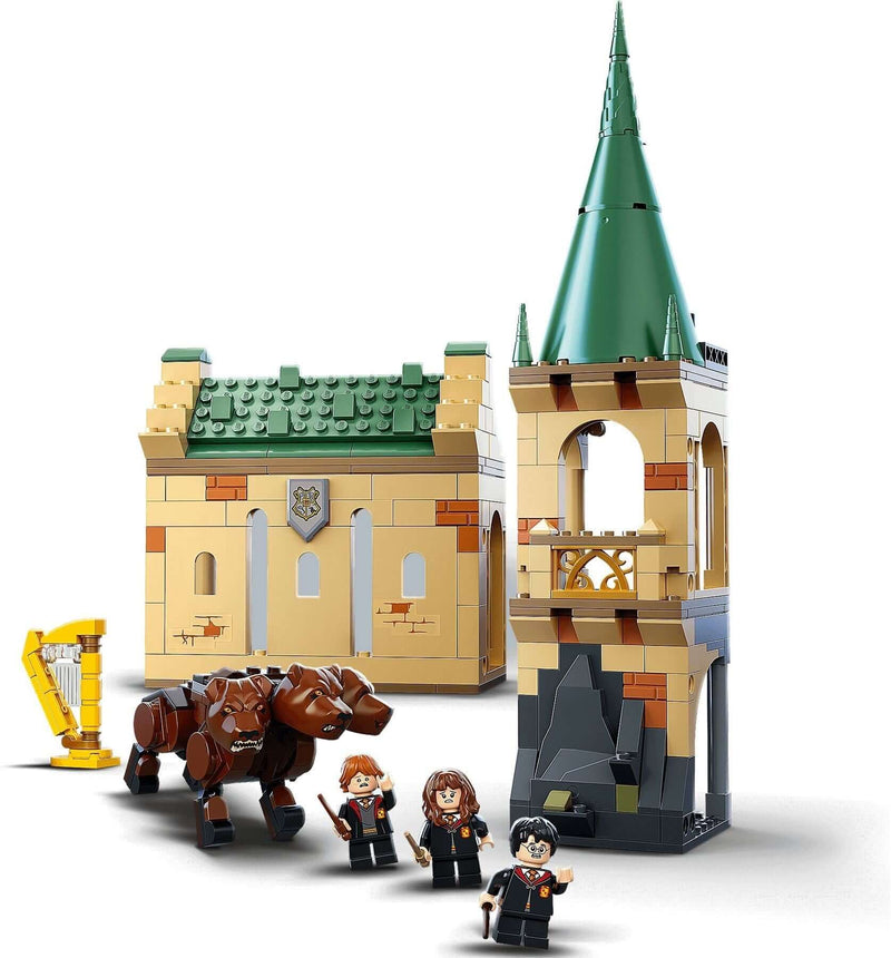 LEGO Harry Potter 76387 Hogwarts: Fluffy Encounter set