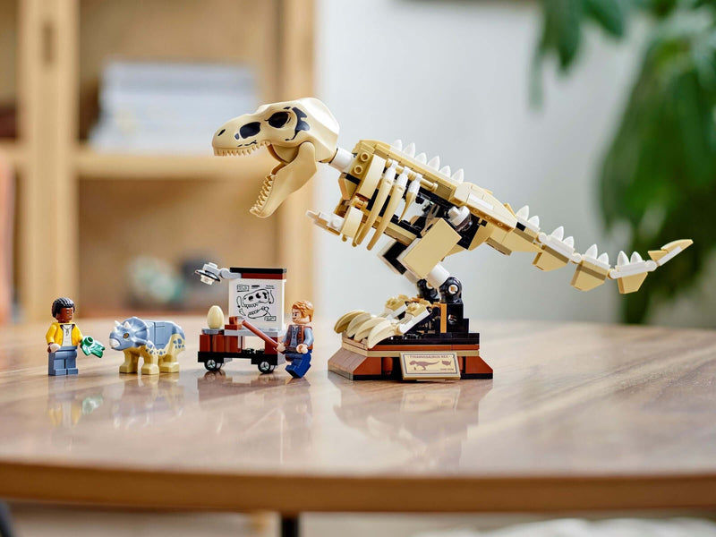 LEGO Jurassic World 76940 T. rex Dinosaur Fossil Exhibition display