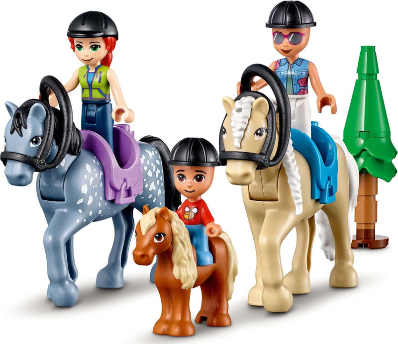 LEGO Friends 41683 Forest Horseback Riding Centre