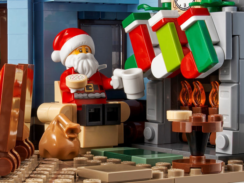 LEGO ICONS 10293 Santa&