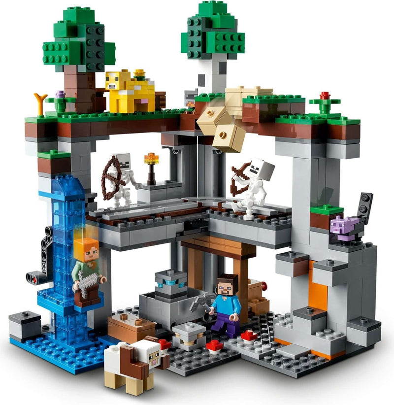 LEGO Minecraft 21169 The First Adventure