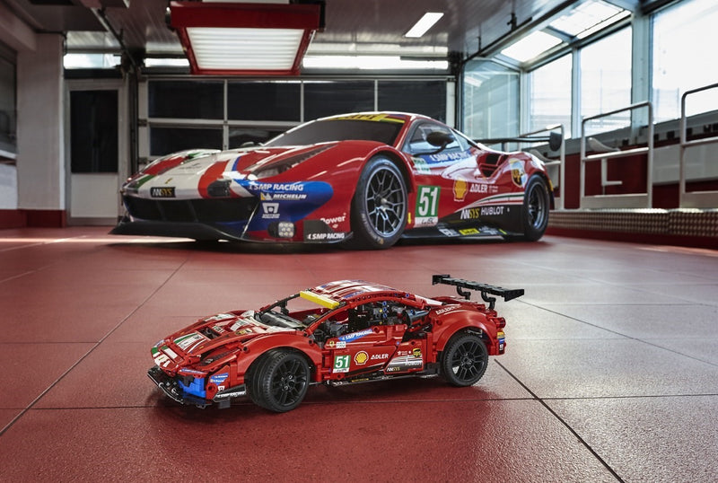 LEGO Technic 42125 Ferrari 488 GTE &